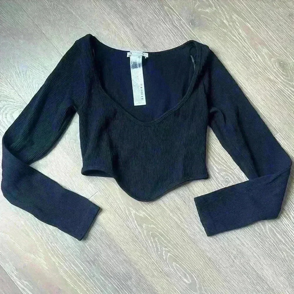 Zara Black Ribbed Long Sleeve Crop Top - Picture 1 of 4